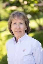 Headshot of Julie Yamamoto