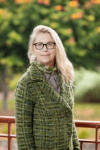 Headshot of Radana Dvorak