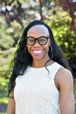 Headshot of Nedra Robertson