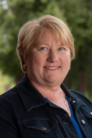 Headshot of Diane Bingaman