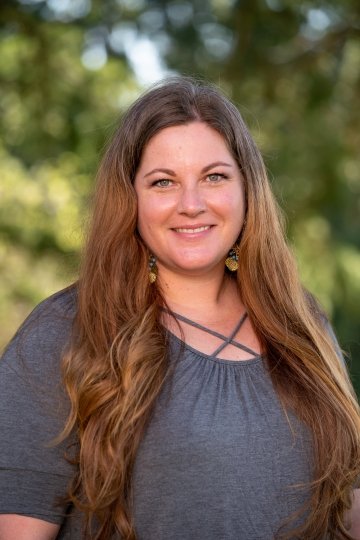 Headshot of Rebecca Mcclinon