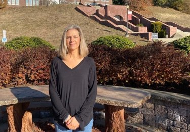 Debbie_web.jpg Photo of Debbie Long '77