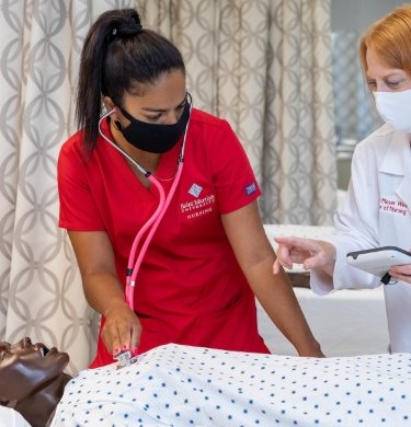 Hero_AcademicNursing900x1300.jpg Nursing student