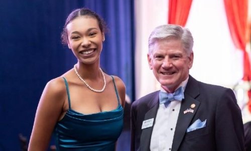 Culinary legend Jacques Pépin helps raise $2.7 million for student scholarships at Saint Martin's Gala 2021