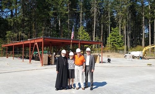 Terry '62 and Mary Louise Monoghan make capping gift for Saint Martin's University's new science building