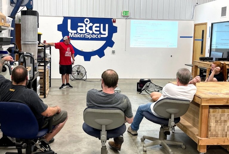A class is held in Lacey MakerSpace classroom