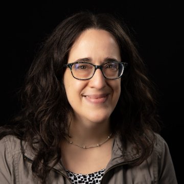 Headshot of Shelley Fairweather-Vega